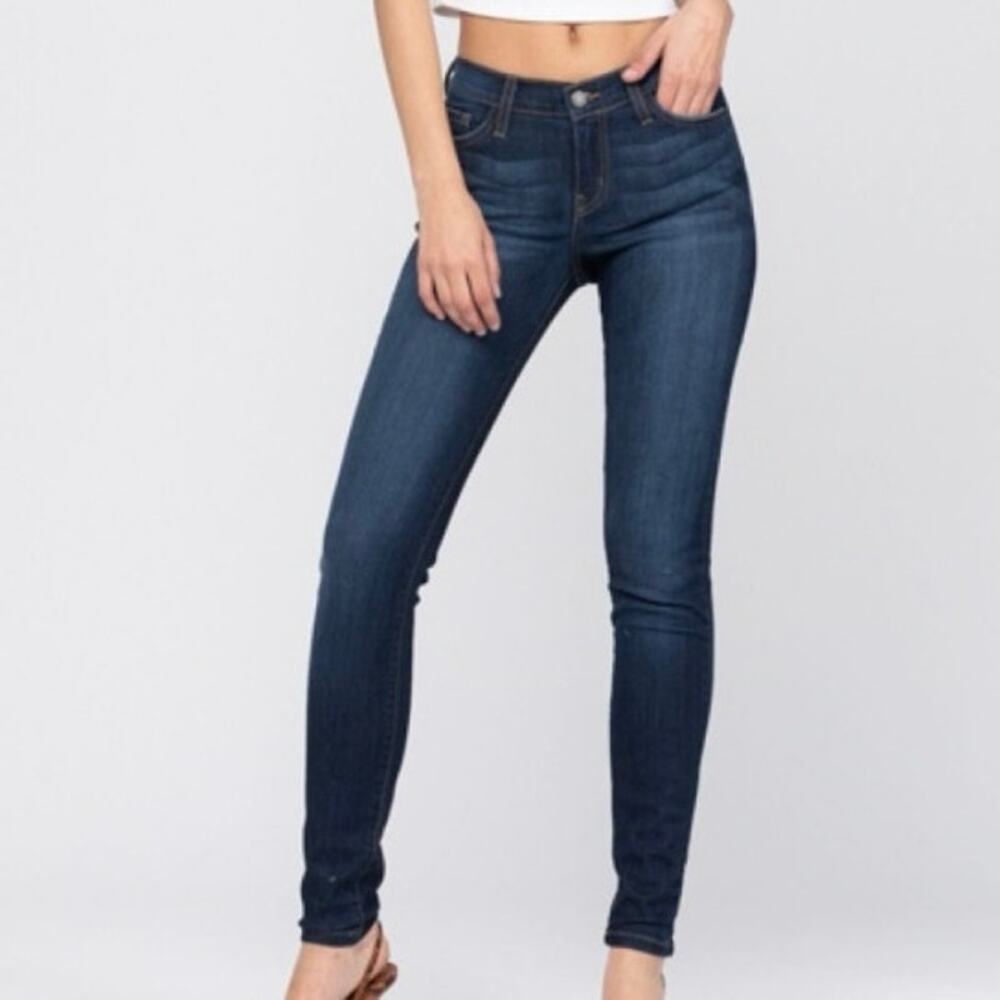 Judy Blue 8390 Dark Blue Distressed 5 Pocket Skinny Jeans 15/32 NWT
